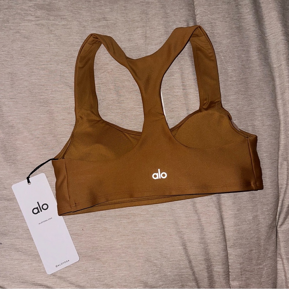 SOLD | NWT ALo Airlift Bra in color Toffee XS